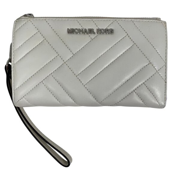 Michael Kors Peyton White Quilted Leather Wristlet Bifold Wallet Phone Case - Picture 2 of 15
